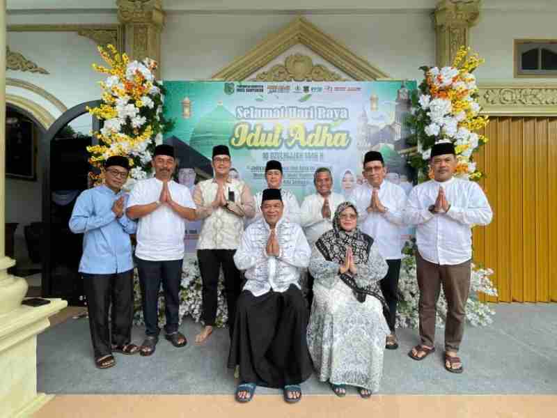 Bupati Muba H M Toha Shalat Ied Idul Adha 1446 H di Masjid At-Tauhid, Desa Sungai Angit Bupati Muba H M Toha Shalat Ied Idul Adha 1446 H di Masjid At-Tauhid, Desa Sungai Angit
