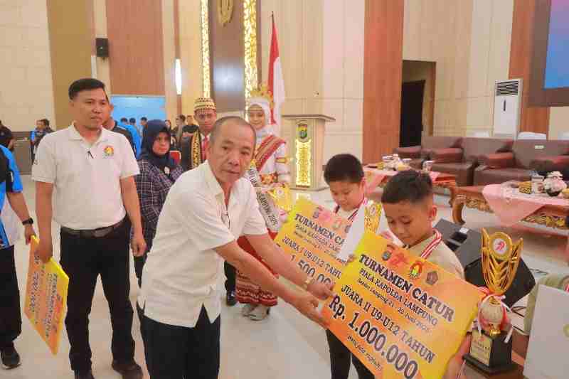 HUT Bhayangkara Polda Lampung Ke-79 : Turnamen Catur Piala Kapolda Cup Berakhir HUT Bhayangkara Polda Lampung Ke-79 : Turnamen Catur Piala Kapolda Cup Berakhir