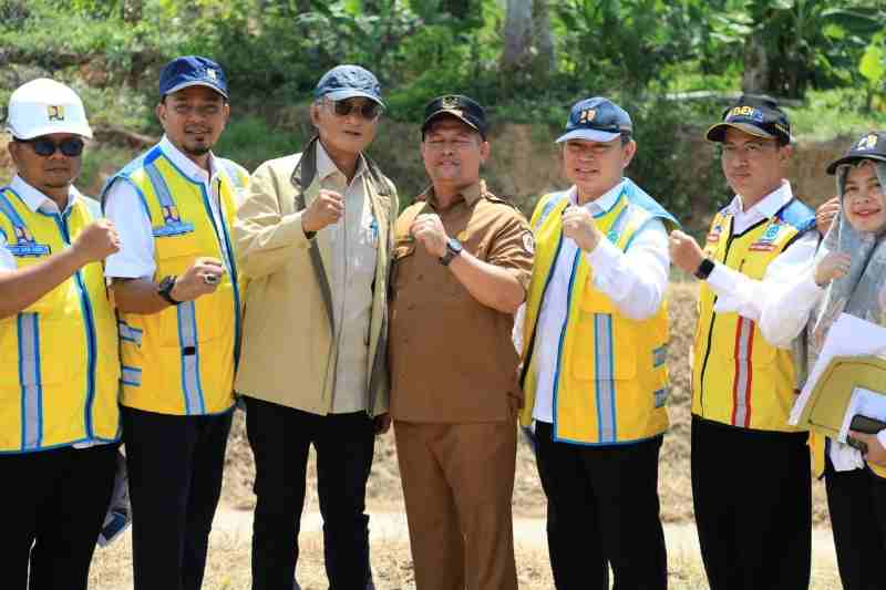 Sambut Kunjungan Menteri PU, Bupati Aceh Utara Minta Peningkatan SPAM Senilai Rp.54,5 M Sambut Kunjungan Menteri PU, Bupati Aceh Utara Minta Peningkatan SPAM Senilai Rp.54,5 M