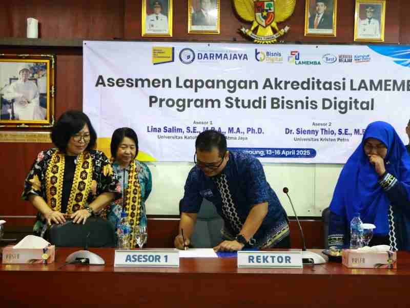 Pertama di LLDikti II! Prodi Bisnis Digital Darmajaya Cetak Sejarah Raih Akreditasi “Baik Sekali”! Pertama di LLDikti II! Prodi Bisnis Digital Darmajaya Cetak Sejarah Raih Akreditasi “Baik Sekali”!