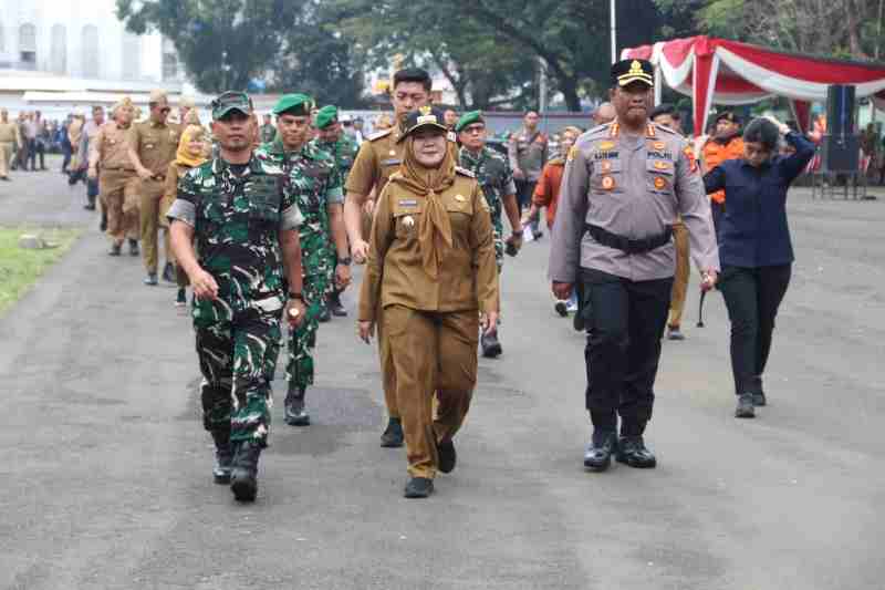 Dandim 0410/KBL Hadiri Acara Apel 3 Pilar Pemerintah, TNI dan Polri Dandim 0410/KBL Hadiri Acara Apel 3 Pilar Pemerintah, TNI dan Polri