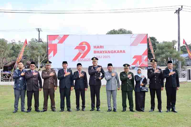 Ikuti Apel HUT ke-79 Bhayangkara, Parosil Mabsus Sampaikan Apresiasi Kepada Institusi Polri Ikuti Apel HUT ke-79 Bhayangkara, Parosil Mabsus Sampaikan Apresiasi Kepada Institusi Polri