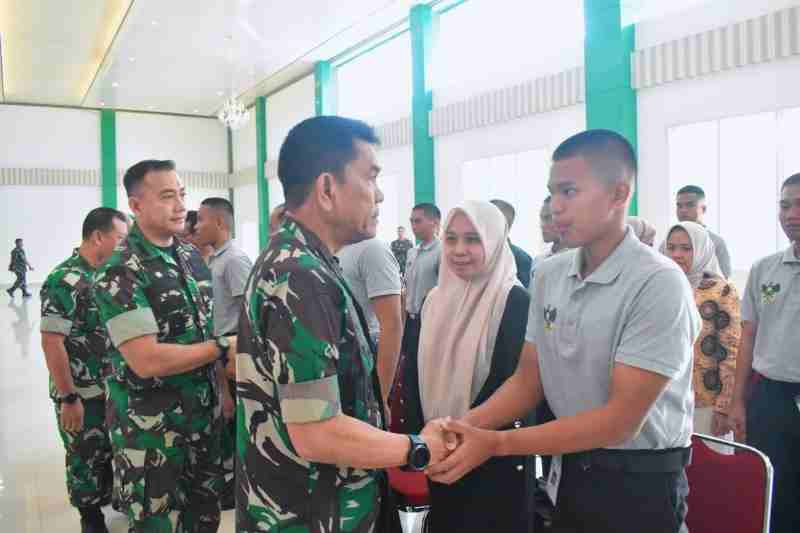 20 Putra Terbaik Catar Akademi TNI Panselinda Lampung Melaju Menuju Magelang 20 Putra Terbaik Catar Akademi TNI Panselinda Lampung Melaju Menuju Magelang