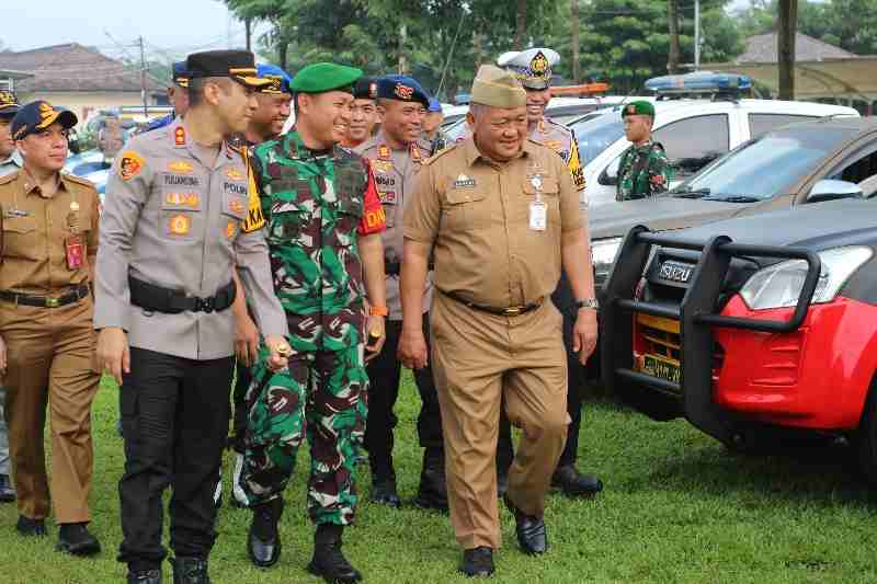 Dandim 0426/TB Hadiri Apel Gelar Pasukan Operasi Patuh Krakatau 2025 di Polres Tuba Dandim 0426/TB Hadiri Apel Gelar Pasukan Operasi Patuh Krakatau 2025 di Polres Tuba