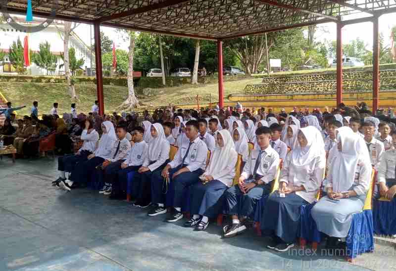 Matrikulasi Siswa Baru, SMAN 10 Pentagon Siapkan Generasi Yang Kompetitif Matrikulasi Siswa Baru, SMAN 10 Pentagon Siapkan Generasi Yang Kompetitif