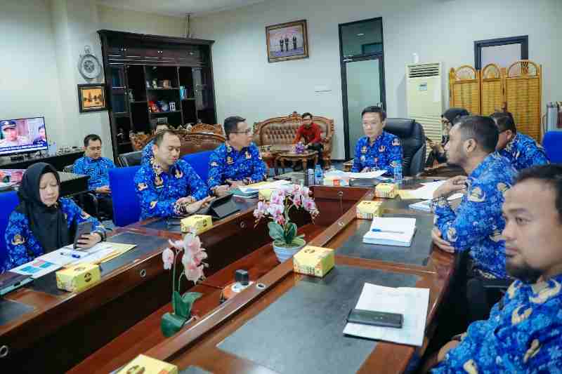 Pemprov Lampung Gelar Rapat Implementasi Sistem Merit Demi Tingkatkan Kualitas SDM Pemprov Lampung Gelar Rapat Implementasi Sistem Merit Demi Tingkatkan Kualitas SDM