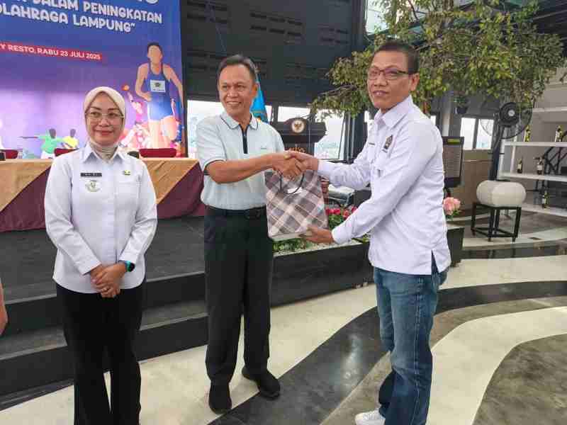 Seksi Wartawan Olahraga (SIWO) PWI Provinsi Lampung Sukses Gelar Diskusi Seksi Wartawan Olahraga (SIWO) PWI Provinsi Lampung Sukses Gelar Diskusi