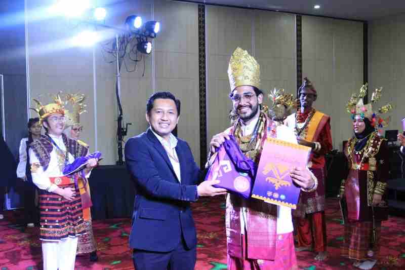 Mahasiswa Mesir dari Darmajaya Sabet Gelar Pemimpin Teladan di Summer Camp Unila! Mahasiswa Mesir dari Darmajaya Sabet Gelar Pemimpin Teladan di Summer Camp Unila!