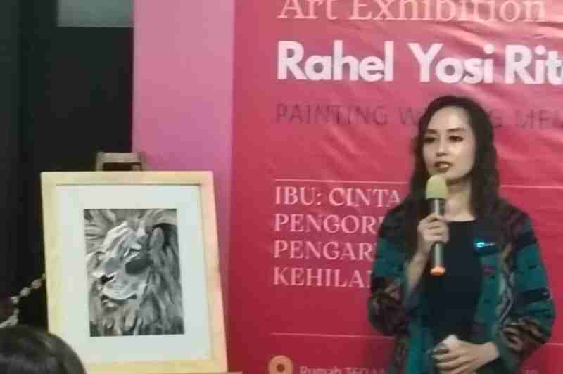 Bersama Perupa Rahel Yosi Ritonga Semarang Menyambut Ziarah Warna Tentang Ibu Bersama Perupa Rahel Yosi Ritonga Semarang Menyambut Ziarah Warna Tentang Ibu