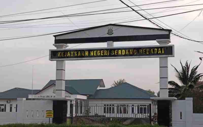 Kejari Luruskan Narasi Putusan Pengusaha Opak Tahap Kasasi, Hukum Tidak Pandang Profesi Tapi Perbuatan dan Bukti Kejari Luruskan Narasi Putusan Pengusaha Opak Tahap Kasasi, Hukum Tidak Pandang Profesi Tapi Perbuatan dan Bukti