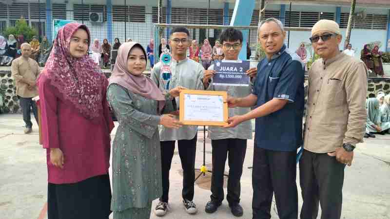 Peserta Didik SMKN 1 Batusangkar Berhasil Torehkan Prestasi Gemilang Dalam SNC Peserta Didik SMKN 1 Batusangkar Berhasil Torehkan Prestasi Gemilang Dalam SNC