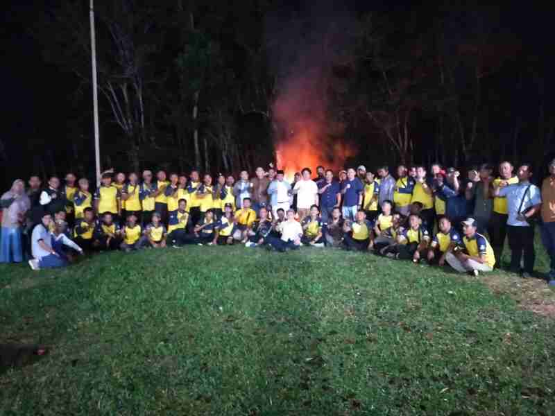 Tuhu Bangun: “Ketuk Pintu Tuhan Melalui Tanaman” Tuhu Bangun: “Ketuk Pintu Tuhan Melalui Tanaman”