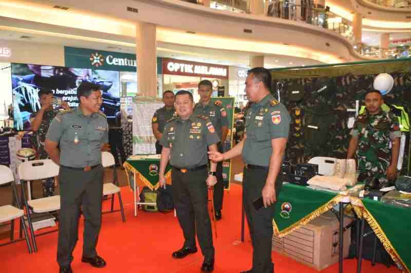 Meriahkan Hari Proklamasi Kemerdekaan RI Ke-80, Korem Wijayakusuma Gelar Pameran Alutsista TNI Meriahkan Hari Proklamasi Kemerdekaan RI Ke-80, Korem Wijayakusuma Gelar Pameran Alutsista TNI