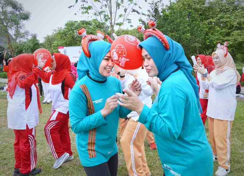 Semarak Kemerdekaan, PKK Provinsi Lampung Bersama Organisasi Wanita Rayakan HUT ke-80 RI Semarak Kemerdekaan, PKK Provinsi Lampung Bersama Organisasi Wanita Rayakan HUT ke-80 RI