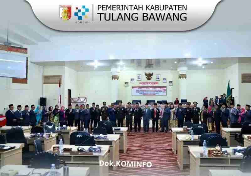 Dengarkan Pidato Presiden, Bupati Tulang Bawang Mantapkan Langkah Wujudkan Indonesia Emas Dengarkan Pidato Presiden, Bupati Tulang Bawang Mantapkan Langkah Wujudkan Indonesia Emas