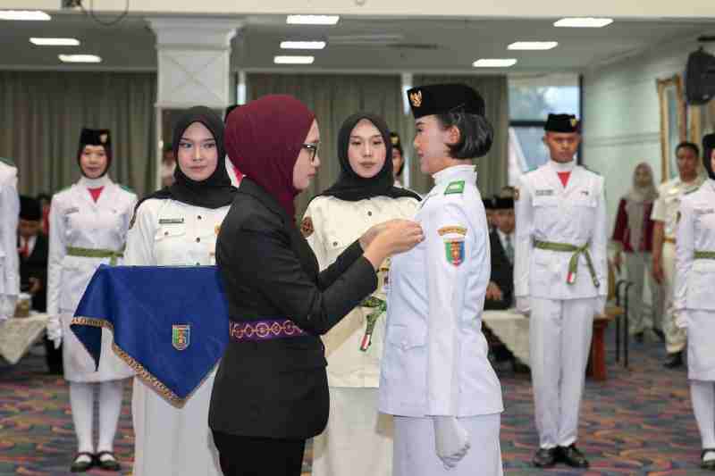 Pemprov Lampung Kukuhkan Paskibraka Tahun 2025 yang akan Bertugas pada Upacara HUT RI ke-80 Pemprov Lampung Kukuhkan Paskibraka Tahun 2025 yang akan Bertugas pada Upacara HUT RI ke-80