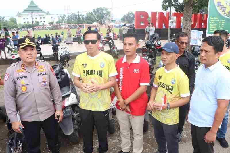 Perebutan Juara 3 Sepak Bola Antar Kecamatan dalam Rangka HUT RI ke-80 Perebutan Juara 3 Sepak Bola Antar Kecamatan dalam Rangka HUT RI ke-80