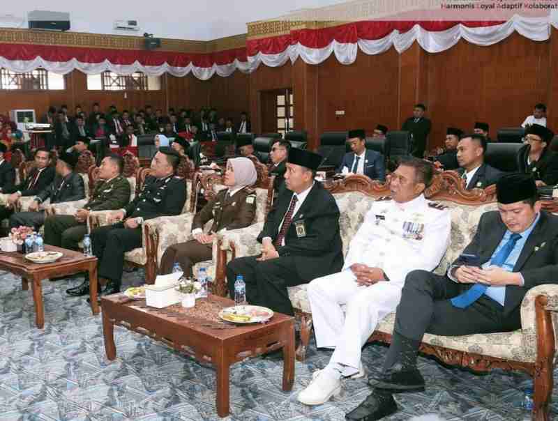 Bupati Gusril Hadiri Sidang Paripurna DPRD Kaur, Ikuti Pidato Kenegaraan Presiden Prabowo Bupati Gusril Hadiri Sidang Paripurna DPRD Kaur, Ikuti Pidato Kenegaraan Presiden Prabowo