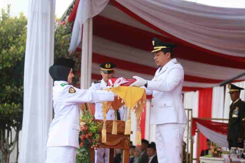 Pemkab Pringsewu Gelar Upacara Peringatan HUT RI Ke-80 Di Lapangan Pemkab Setempat Pemkab Pringsewu Gelar Upacara Peringatan HUT RI Ke-80 Di Lapangan Pemkab Setempat
