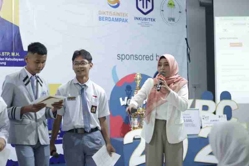 Rebut Hadiah Rp15 Juta! Ratusan Siswa SMA/SMK Adu Ide Bisnis Kreatif di YBC Session 2 Rebut Hadiah Rp15 Juta! Ratusan Siswa SMA/SMK Adu Ide Bisnis Kreatif di YBC Session 2