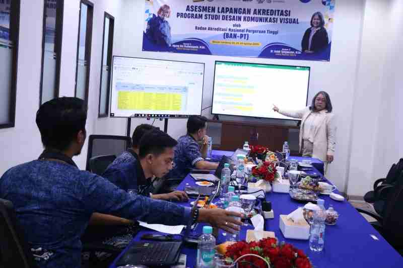 Prodi DKV IIB Darmajaya Jalani Asesmen BAN-PT untuk Tingkatkan Mutu Pendidikan Tinggi Prodi DKV IIB Darmajaya Jalani Asesmen BAN-PT untuk Tingkatkan Mutu Pendidikan Tinggi