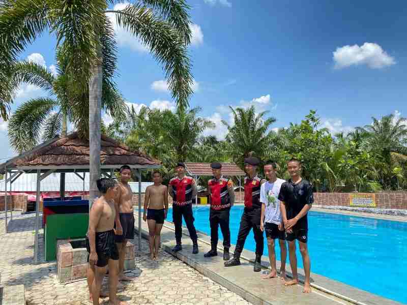 Polres Tulang Bawang Gelar Patroli di Wisata Cakat Raya, Iptu I Ketut Paparkan Tujuan Utamanya Polres Tulang Bawang Gelar Patroli di Wisata Cakat Raya, Iptu I Ketut Paparkan Tujuan Utamanya