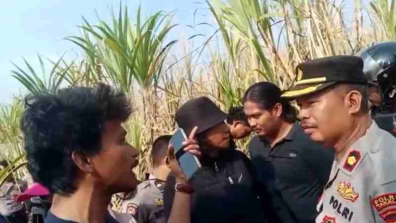 Manajemen KSO PT SGN Tunda Panen Tebu di Takalar PTPN I Regional 8 Manajemen KSO PT SGN Tunda Panen Tebu di Takalar PTPN I Regional 8