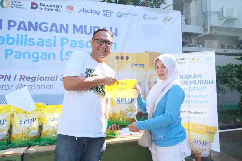 PTPN I Buka 75 Titik Pasar Murah Beras Bulog Premium PTPN I Buka 75 Titik Pasar Murah Beras Bulog Premium