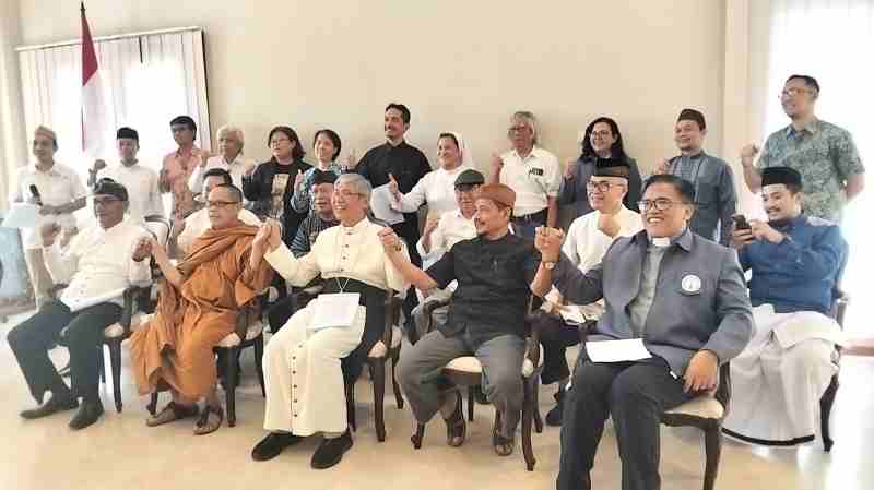 Di Tengah Bara Konflik, Suara Moral Mencari Jalan Damai Di Tengah Bara Konflik, Suara Moral Mencari Jalan Damai