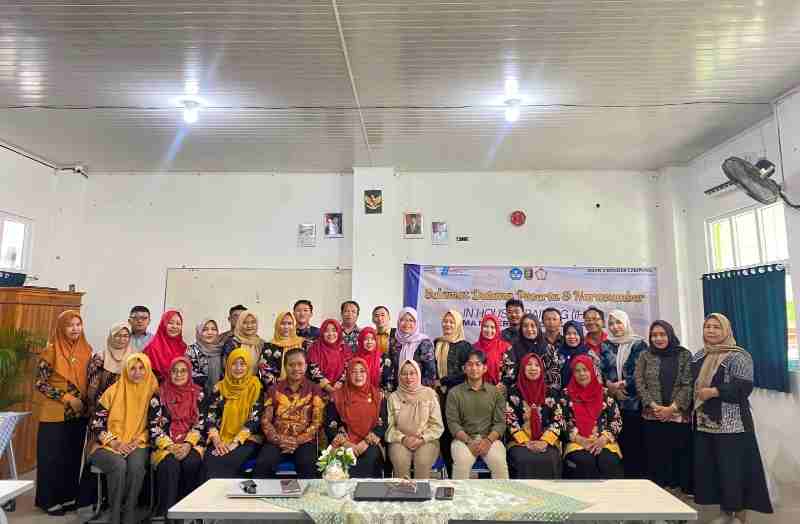 Dosen & Alumni Darmajaya Bekali Guru SMA Kuasai Deep Learning dengan Teachy AI Dosen & Alumni Darmajaya Bekali Guru SMA Kuasai Deep Learning dengan Teachy AI