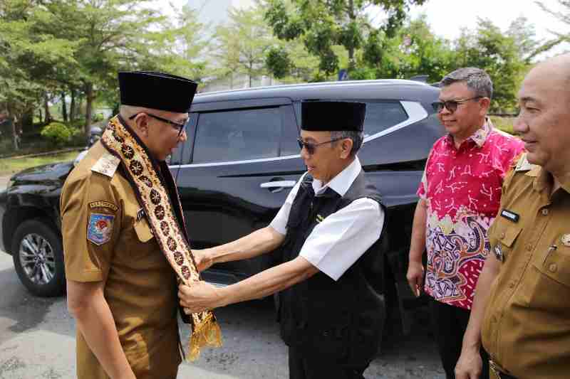 Pemprov Lampung-Itera Perkuat Kolaborasi Riset untuk Industrialisasi Desa dan Pemerataan Ekonomi Pemprov Lampung-Itera Perkuat Kolaborasi Riset untuk Industrialisasi Desa dan Pemerataan Ekonomi