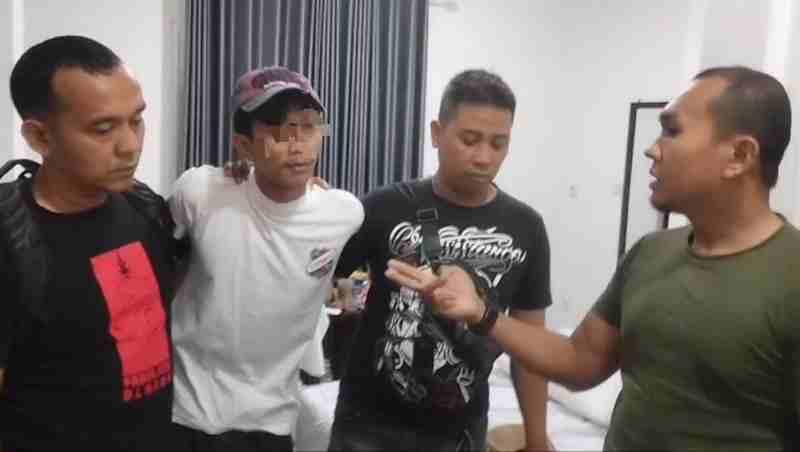 Polisi Tangkap Pelaku Penggelapan Sepeda Motor di Penginapan Polisi Tangkap Pelaku Penggelapan Sepeda Motor di Penginapan