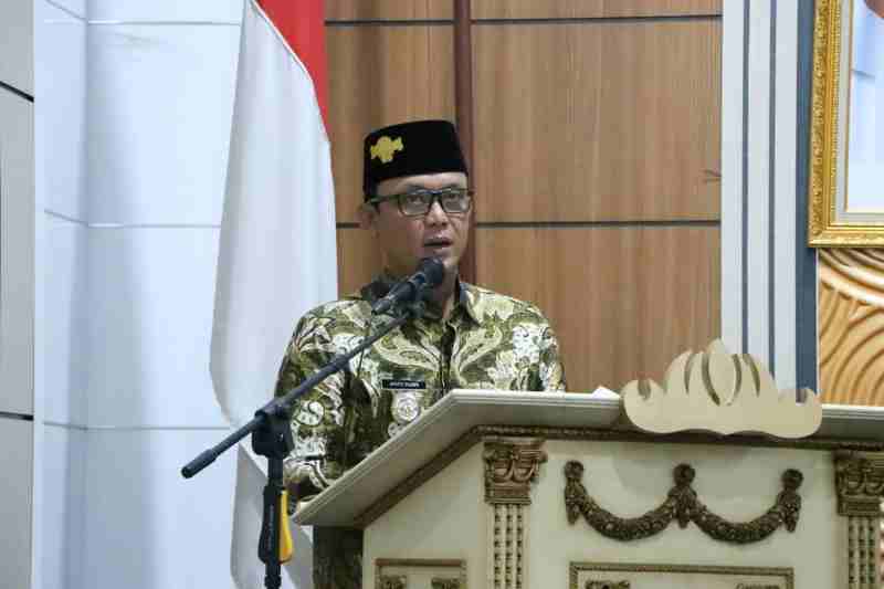 Bupati Ardito Wijaya, Hadiri Rapat Koordinasi Penyusunan Pola Tanam Bupati Ardito Wijaya, Hadiri Rapat Koordinasi Penyusunan Pola Tanam