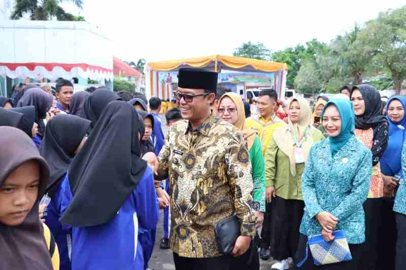 Bupati Ardito Wijaya, Buka Gebyar Germas Tingkat Kabupaten Lampung Tengah Bupati Ardito Wijaya, Buka Gebyar Germas Tingkat Kabupaten Lampung Tengah