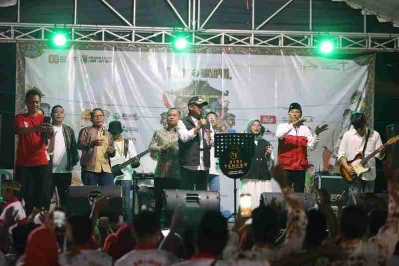Bupati Ardito Wijaya, bersama Wabup I Komang Koheri Hadiri Closing Ceremony Festival Sulusuban 2025 Bupati Ardito Wijaya, bersama Wabup I Komang Koheri Hadiri Closing Ceremony Festival Sulusuban 2025