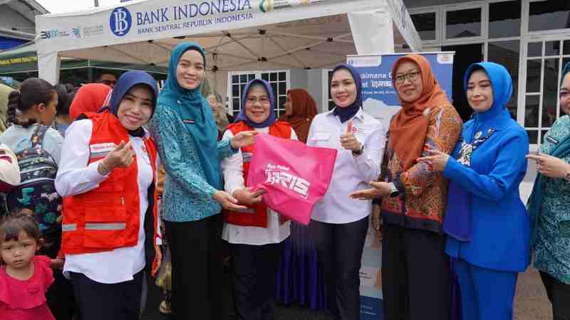 Gerakan Pangan Murah, Layanan Kesehatan dan Donor Darah Warnai Perayaan HUT PMI dan TNI AL Gerakan Pangan Murah, Layanan Kesehatan dan Donor Darah Warnai Perayaan HUT PMI dan TNI AL