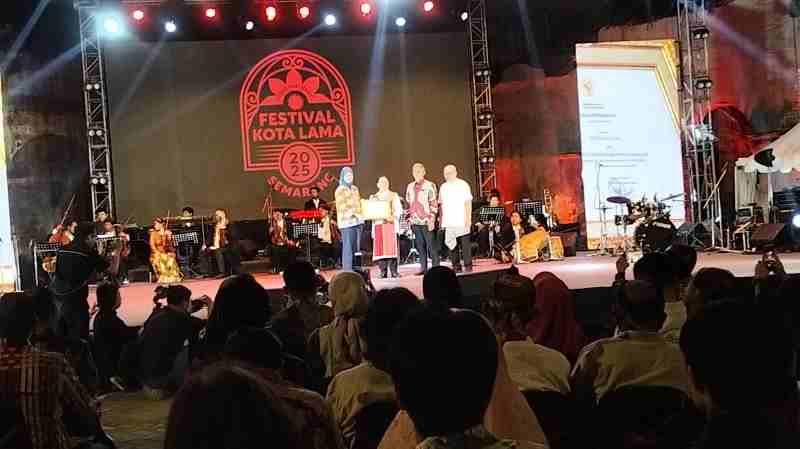 Walikota Resmi Buka FKL ke-14 Resmi Dibuka, Momentum Kesatuan dan Keberagaman Walikota Resmi Buka FKL ke-14 Resmi Dibuka, Momentum Kesatuan dan Keberagaman