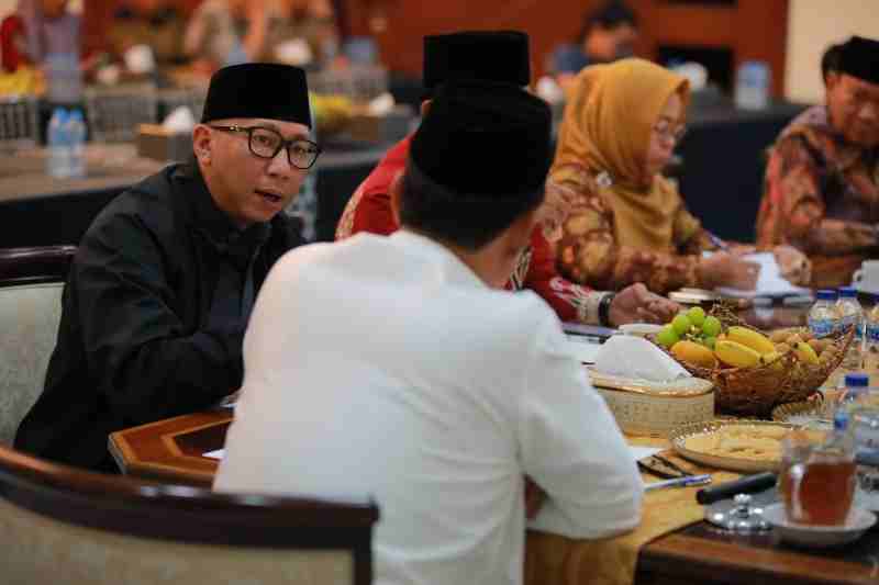 Gubernur Lampung dan 4 Bupati Temui Mentan, Perjuangkan Harga Layak untuk Petani Singkong Gubernur Lampung dan 4 Bupati Temui Mentan, Perjuangkan Harga Layak untuk Petani Singkong