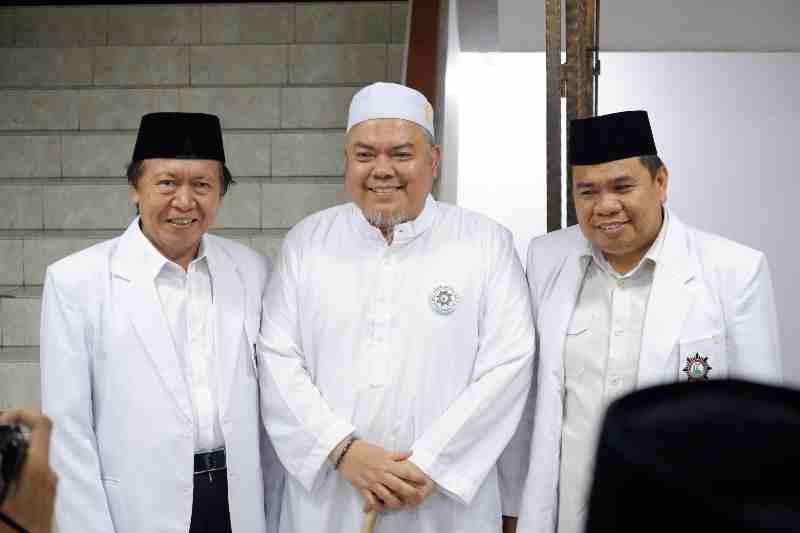 Buya Firmansyah: Masjid Raya Al-Bakrie Jangan Sekadar Megah, Tapi Hidupkan Peran Umat Buya Firmansyah: Masjid Raya Al-Bakrie Jangan Sekadar Megah, Tapi Hidupkan Peran Umat