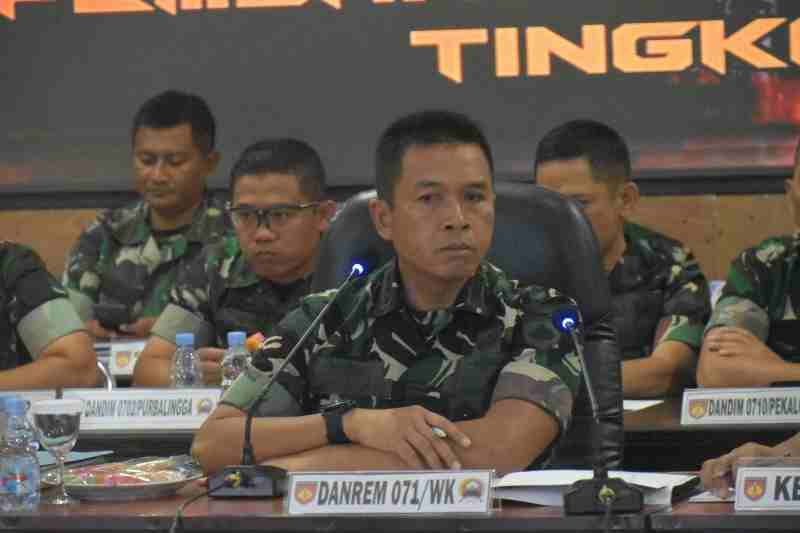 Korem 071/Wijayakusuma Laksanakan Desk Evaluasi ZI Menuju WBK Korem 071/Wijayakusuma Laksanakan Desk Evaluasi ZI Menuju WBK