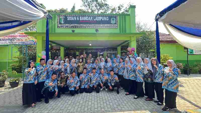 SMAN 6 Bandar Lampung Resmikan Rehabilitasi Ruang Kelas dan Kantor SMAN 6 Bandar Lampung Resmikan Rehabilitasi Ruang Kelas dan Kantor