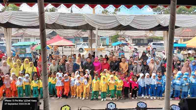 Dibuka Welly Suhery, Forkonipas Gelar Lomba Tingkat PAUD dan Fashion Show Dibuka Welly Suhery, Forkonipas Gelar Lomba Tingkat PAUD dan Fashion Show