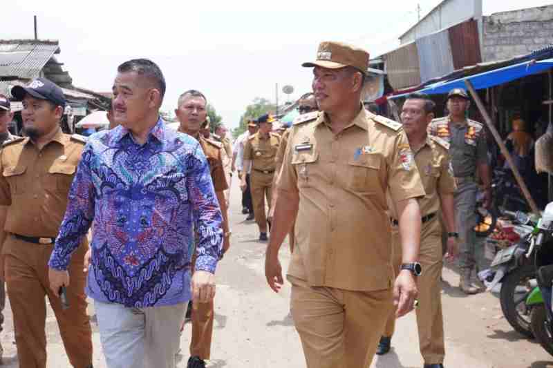 Wabup Tubaba Pimpin Rapat Koordinasi dan Tinjau Relokasi Kantong Parkir Pasar Dayamurni Wabup Tubaba Pimpin Rapat Koordinasi dan Tinjau Relokasi Kantong Parkir Pasar Dayamurni