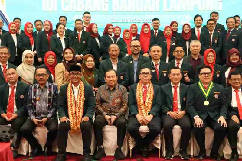 Wakil Ketua I IDI, Ardito Wijaya Lantik Ketua IDI Kota Bandar Lampung Wakil Ketua I IDI, Ardito Wijaya Lantik Ketua IDI Kota Bandar Lampung