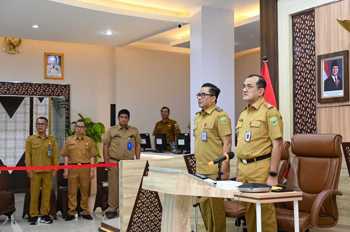 Rapat Koordinasi Pengendalian Inflasi dan Evaluasi Program 3 Juta Rumah Secara Daring Rapat Koordinasi Pengendalian Inflasi dan Evaluasi Program 3 Juta Rumah Secara Daring