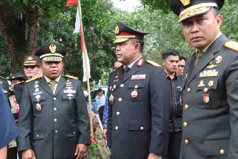 Kapolres Simalungun Dampingi Kapolda Sumut Hadiri Upacara Hari Kesaktian Pancasila Kapolres Simalungun Dampingi Kapolda Sumut Hadiri Upacara Hari Kesaktian Pancasila