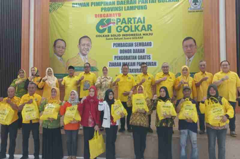 HUT Ke-61, Golkar Lampung Bagikan 1000 Paket Sembako, Donor Darah dan Layanan Kesehatan HUT Ke-61, Golkar Lampung Bagikan 1000 Paket Sembako, Donor Darah dan Layanan Kesehatan