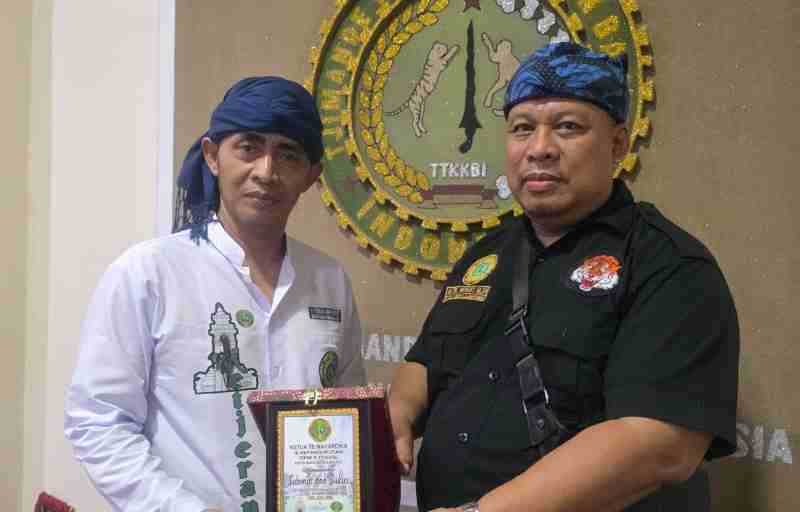 Peringati Hari Lahir ke-2, Ketua dan Pengurus TTKKBI Lampung Ramaikan Acara di Serang Banten Peringati Hari Lahir ke-2, Ketua dan Pengurus TTKKBI Lampung Ramaikan Acara di Serang Banten