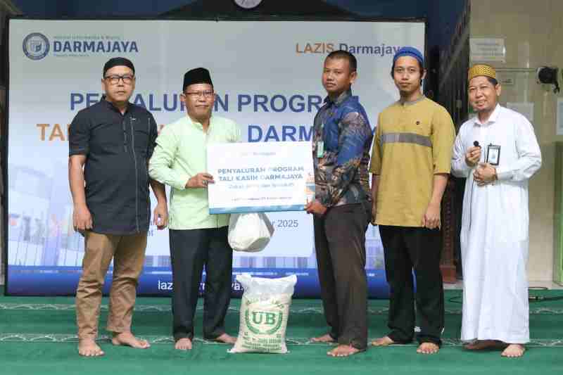 Menutup Tahun dengan Kebaikan: Lazis Darmajaya Salurkan 184 Paket Sembako Menutup Tahun dengan Kebaikan: Lazis Darmajaya Salurkan 184 Paket Sembako