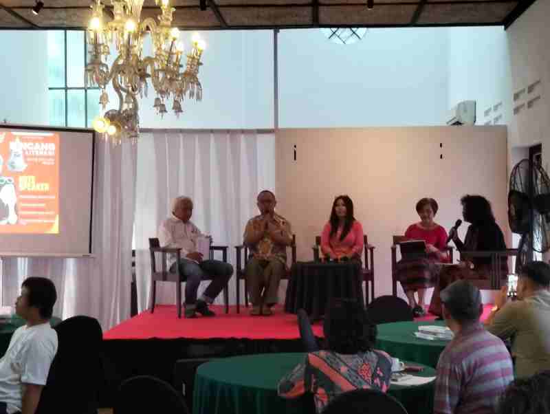 Bincang Literasi 2025: Mencari Jiwa Semarang Lewat Sastra Bincang Literasi 2025: Mencari Jiwa Semarang Lewat Sastra